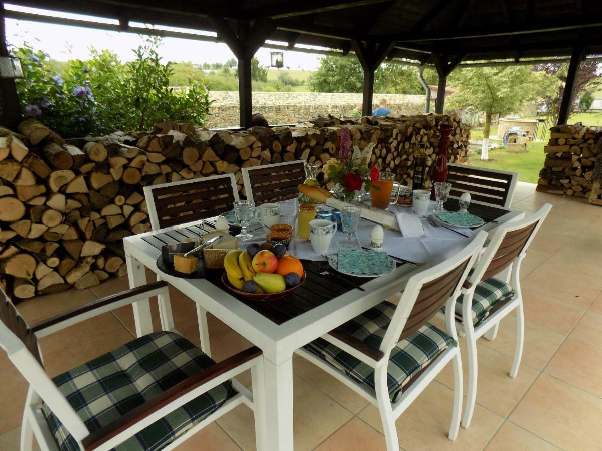 Domaine De La Mance - Maisonnette Avec Cheminee Vitrey-sur-Mance